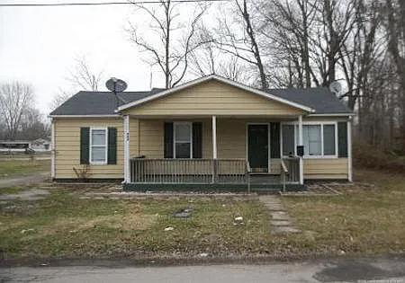 322 Rural St photo 1