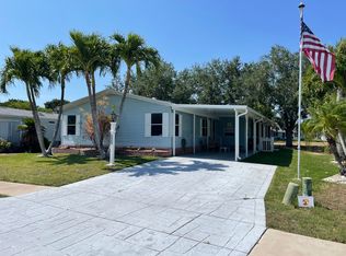 153 Belle Isle Cir, Naples, FL 34112
