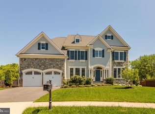 1751 Tysons Crest Ln, Vienna, VA 22182