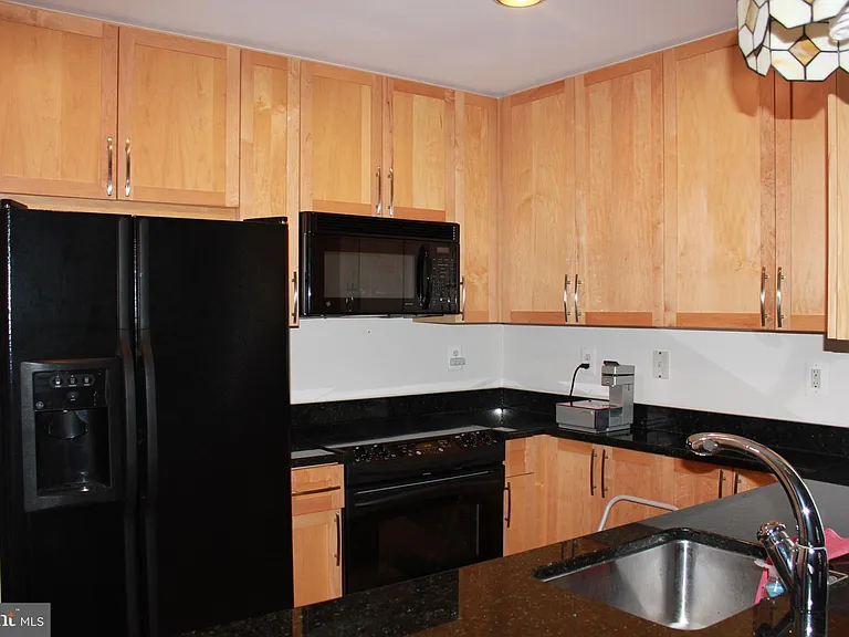 4101 Albemarle St NW #441 — Photo 10