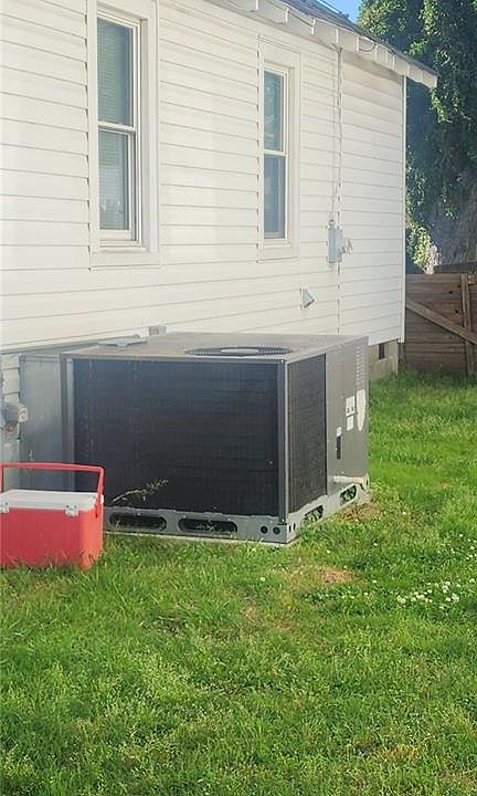 2nd image of 430 Newport News Ave