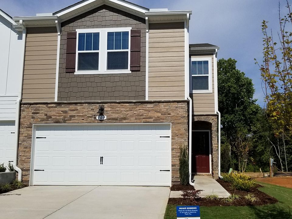 1st image of 109 Joneshaven Dr