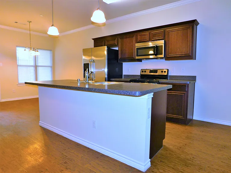 5404 Dolores Pl — Photo 7