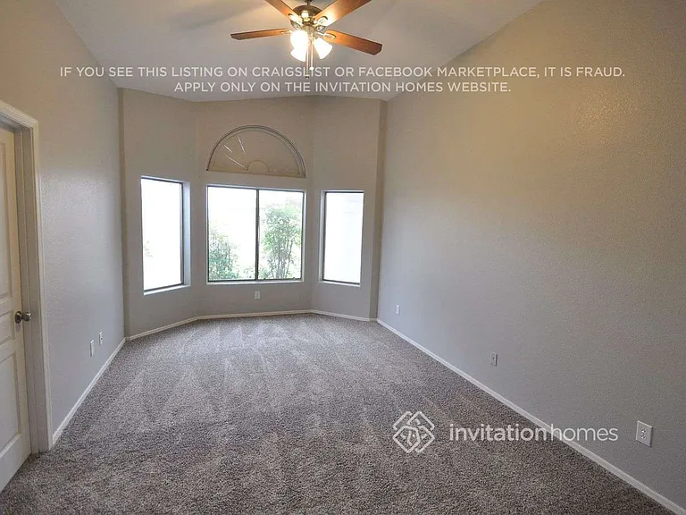 3034 E Captain Dreyfus Ave — Photo 6