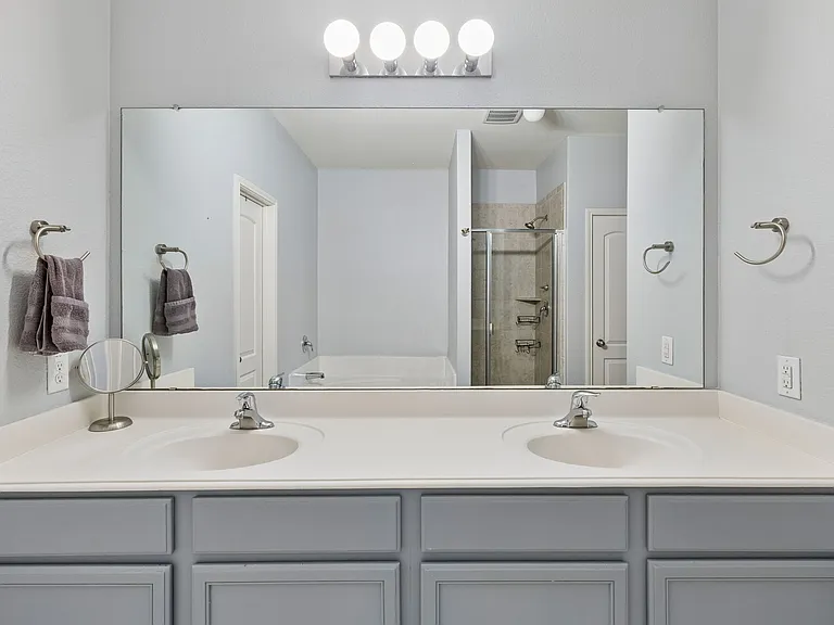 341 Magnolia Dr — Photo 16