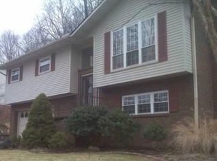 51 Evergreen Cir, Poca, WV 25159