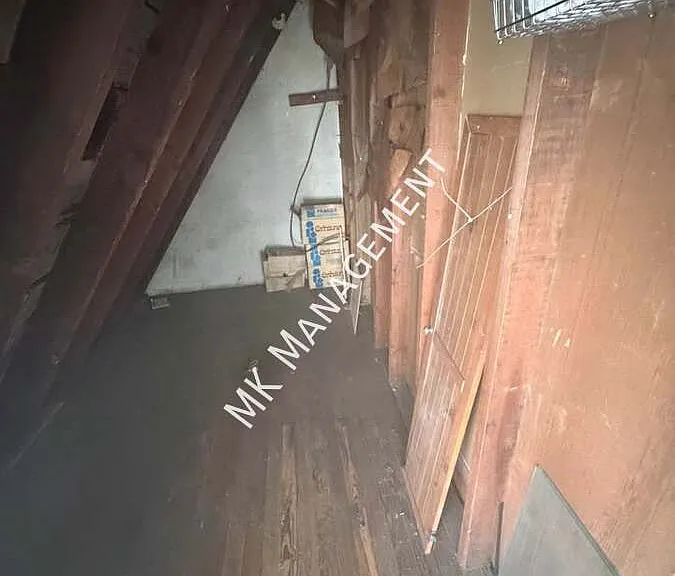 571 Charles Ave — Photo 43