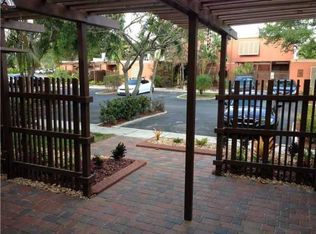 1420 Trellis Ln, Pembroke Pines, FL 33026