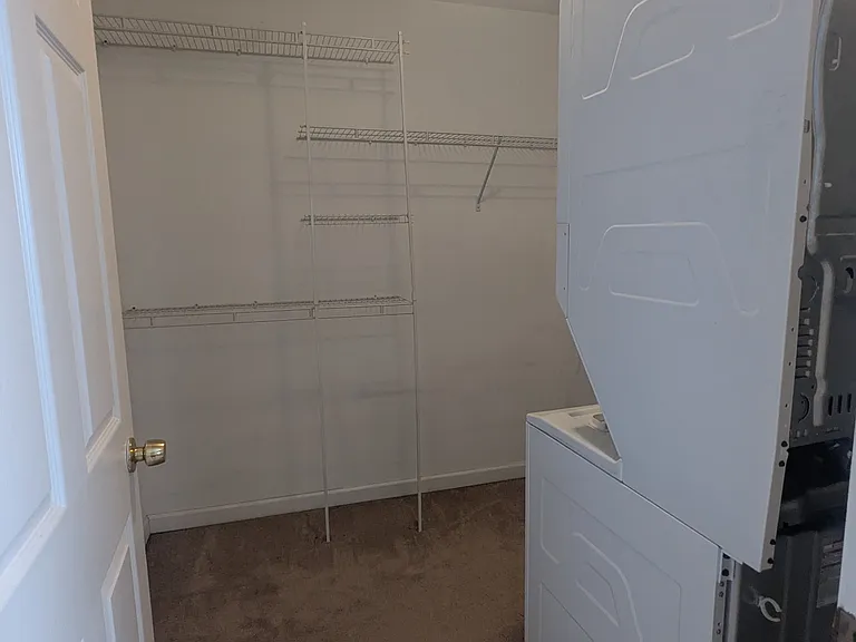 2771 Whitney Ave #C — Photo 7
