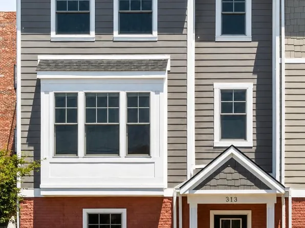 313 Charles St, Fredericksburg, VA 22401