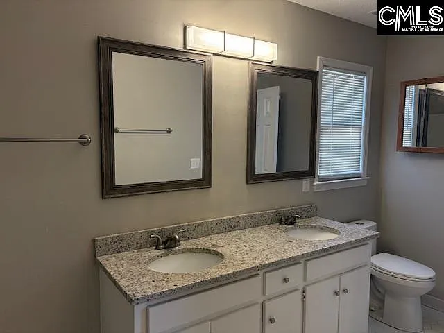 106 Ashley Ct — Photo 10