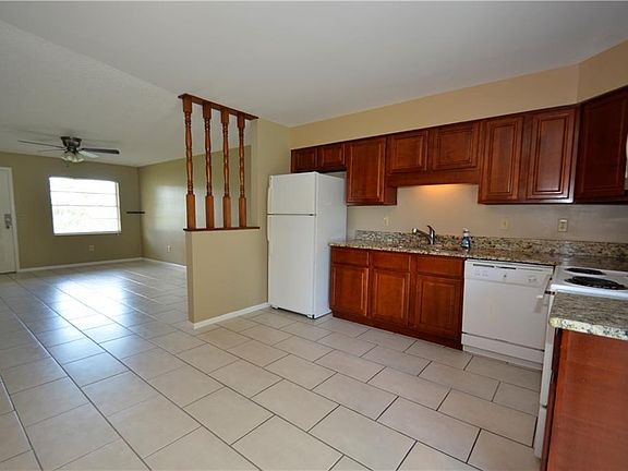 5th image of 1848 Park Manor Dr
