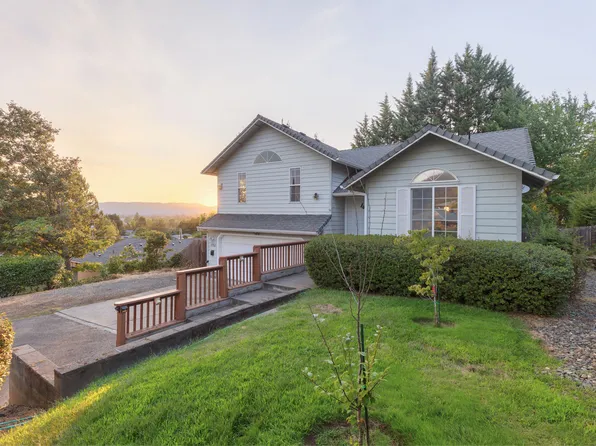 1752 NE Foothill Blvd, Grants Pass, OR 97526