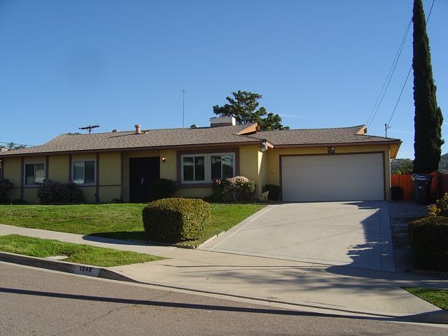 1st image of 1549 Country Crest Dr