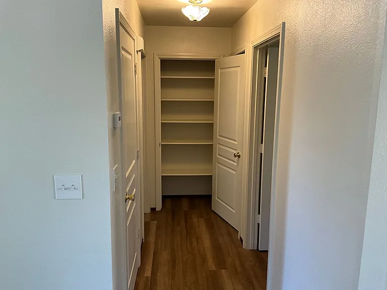 5930 Camino Ln — Photo 17