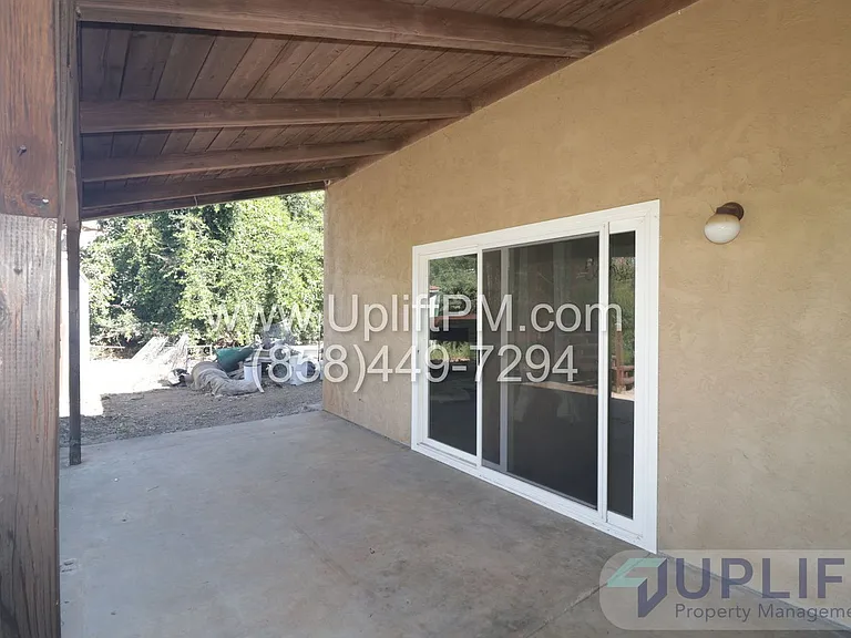 15436 Las Manzanitas Rd — Photo 28