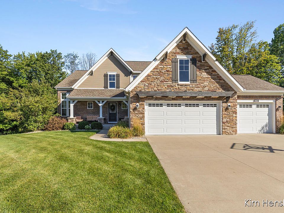 1st image of 9413 Sunset Ridge Dr NE