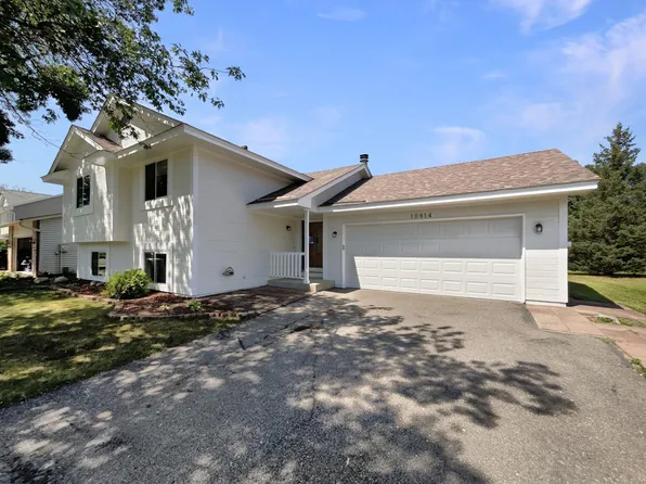 10814 Grant Dr, Eden Prairie, MN 55347