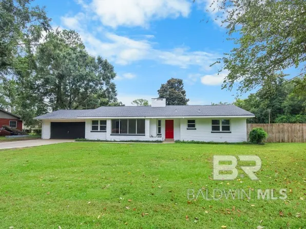 419 W Myrtle Ave, Foley, AL 36535