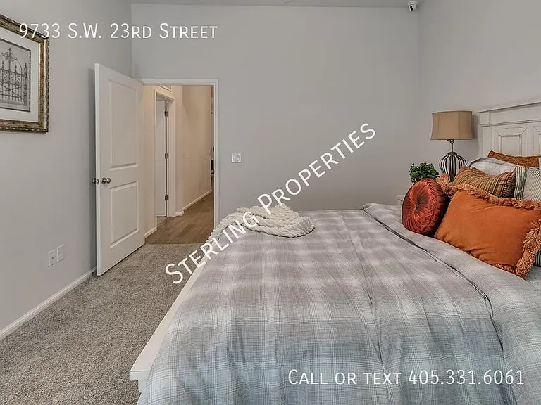 9733 SW 23rd St — Photo 23