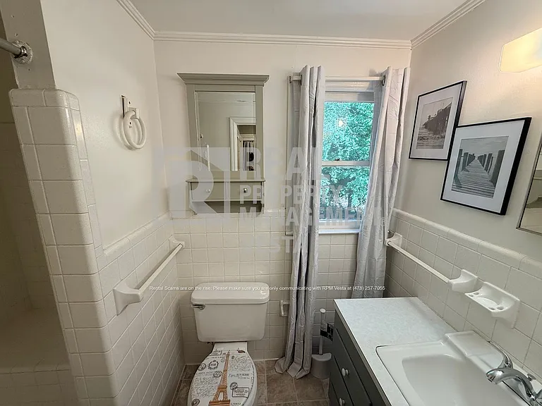 1933 Deerwood Pl — Photo 15