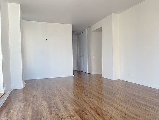 5th image of 295 Greenwich St APT 11-J