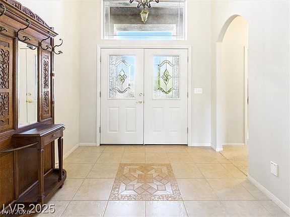 2nd image of 5071 Andover Ct