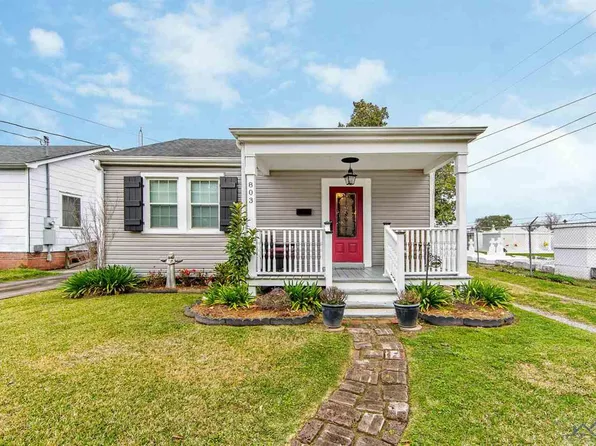 803 Menard St, Thibodaux, LA 70301