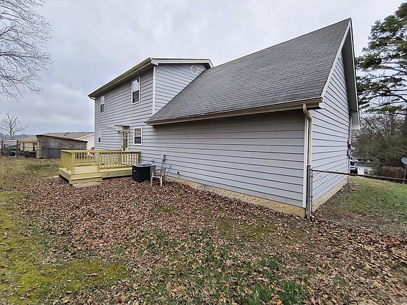 5th image of 364 Roach Hollow Rd