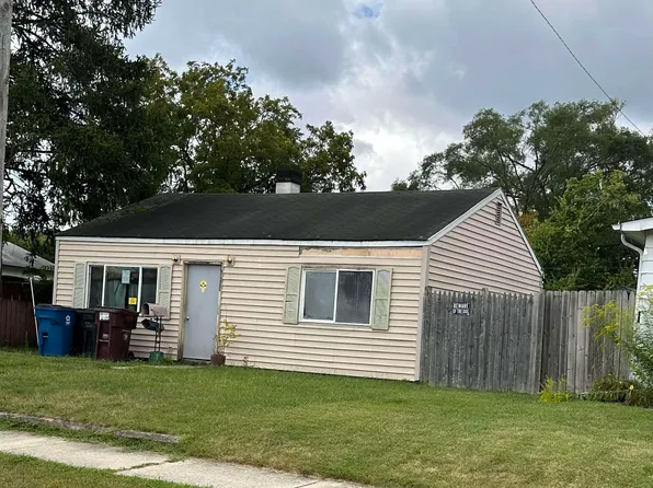 925 Burdette St, Mishawaka, IN 46544