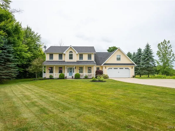 13573 Schang Rd, East Aurora, NY 14052