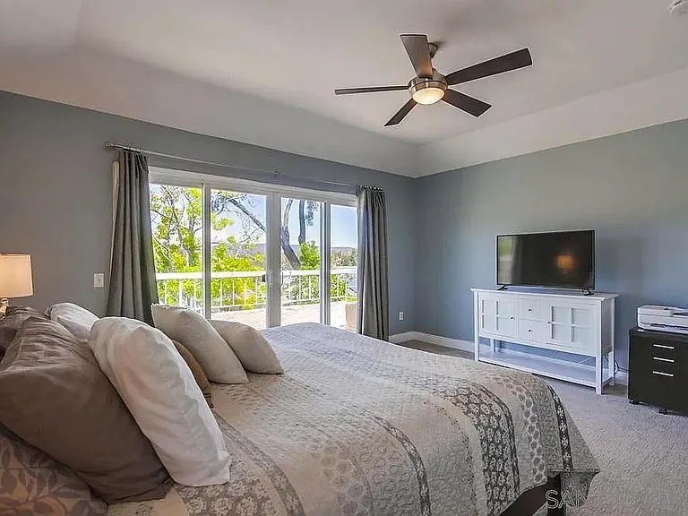 13563 Longfellow Ln — Photo 22