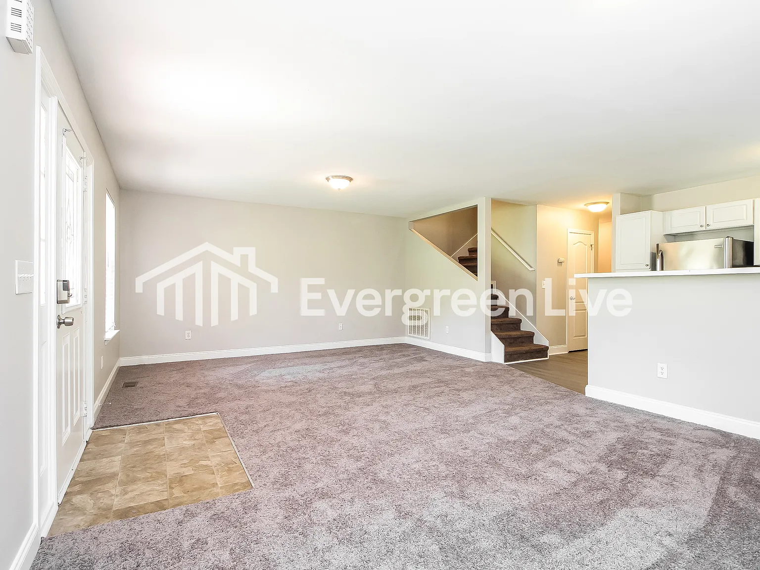 4 bed, 2.5 bath, 1836 sqft, $1,795 — Photo 3