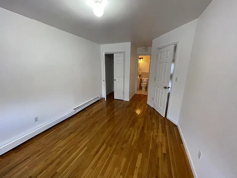 290 Balcom Ave #2 — Photo 6