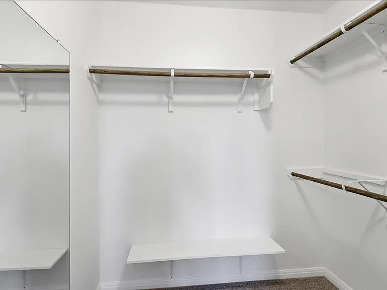 816 Hamilton Ln — Photo 21