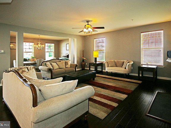 3rd image of 23121 Petunia Way