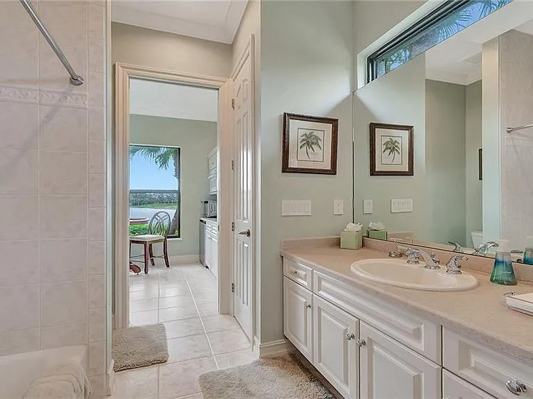 11238 Five Oaks Ln — Photo 10