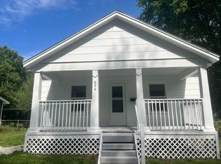 646 S Newton Ave, Springfield, MO 65806