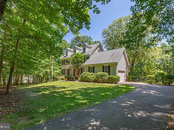 2nd image of 13209 Chandler Ct