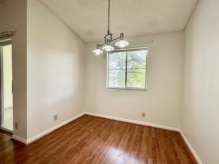 9877 Westview Dr #623 — Photo 10