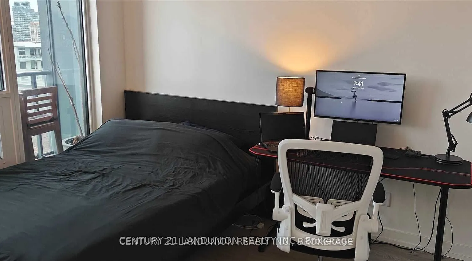 1 bed, $2,350 — Photo 3