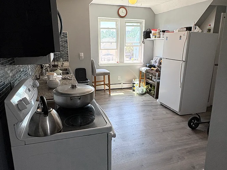 18 Winthrop Ave #2 — Photo 4