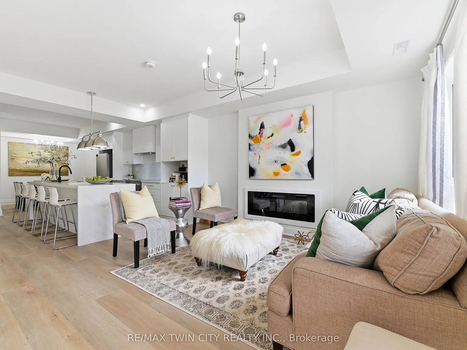 3 bed, $2,750 — Photo 3