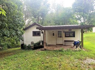 890 Jolly School Rd, Washington, PA 15301