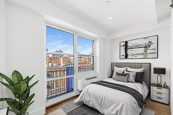 Rented by REAL New York | media 11