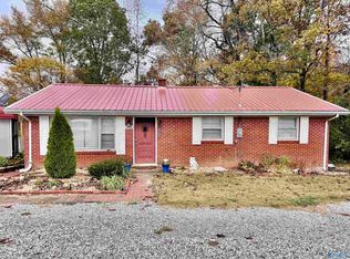 142 S Roberson Rd, Iron City, TN 38463