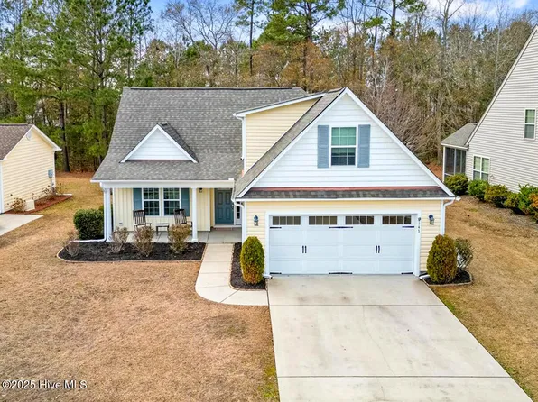 143 N Palm Drive, Winnabow, NC 28479