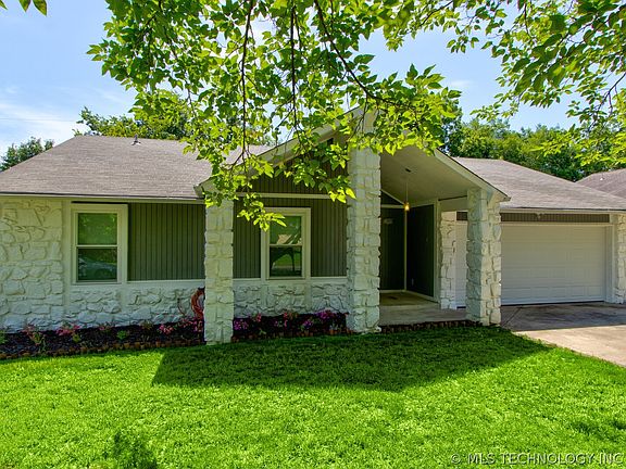 4th image of 13899 S Poplar Pl