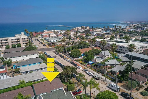 4959 Santa Cruz Ave Photo 1