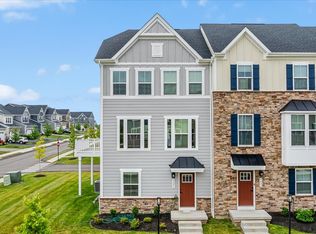 9001 Hickory Rd, Gibsonia, PA 15044
